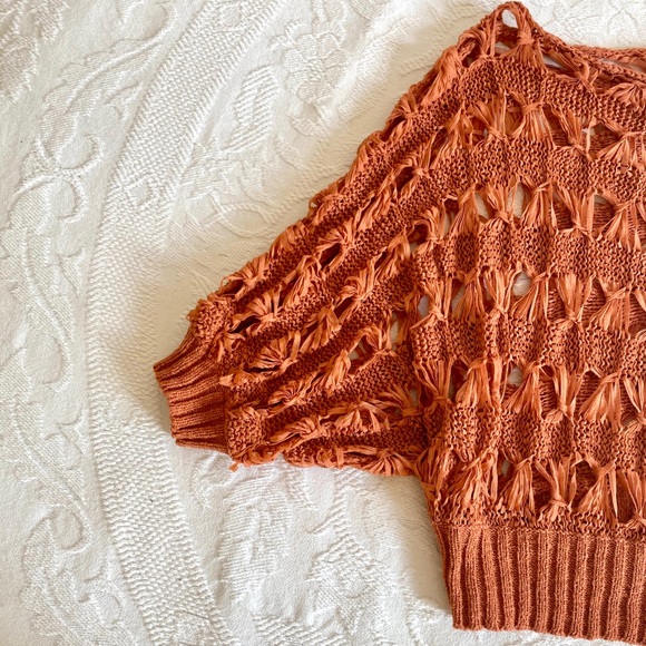 🍁 Like-New Crochet Fall Sweater - Picture 4 of 7